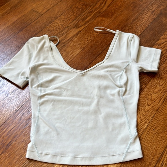 Crop top - Picture 2 of 2